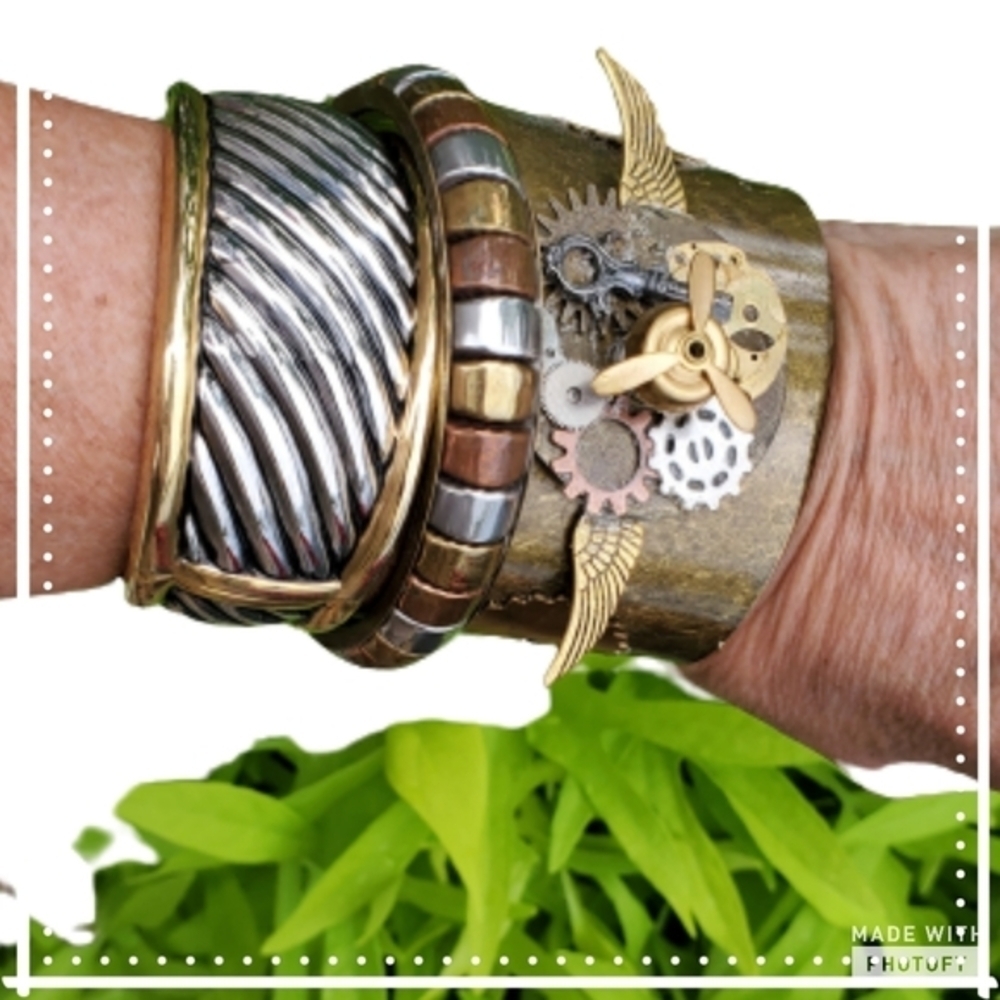 Streampunk‎ vintage bracelet trio